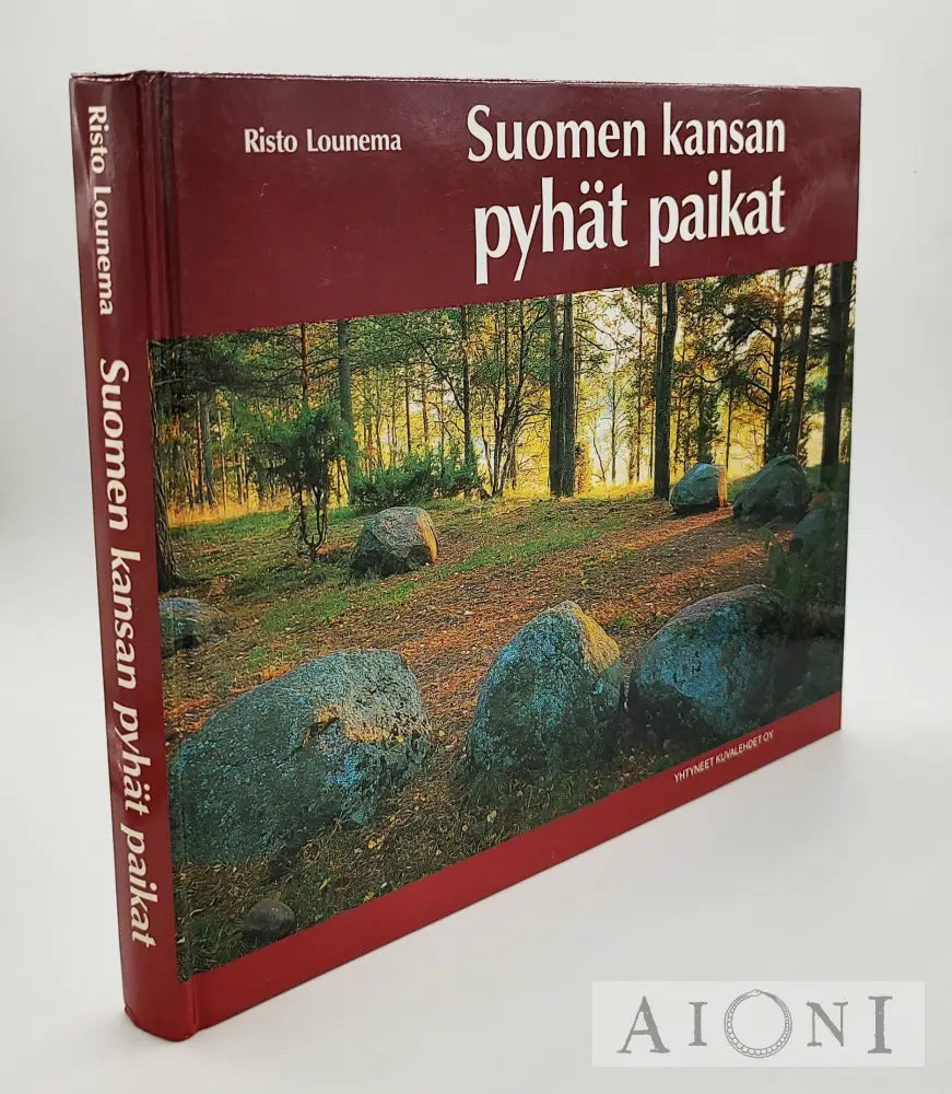 Suomen Kansan Pyhät Paikat Kirjat
